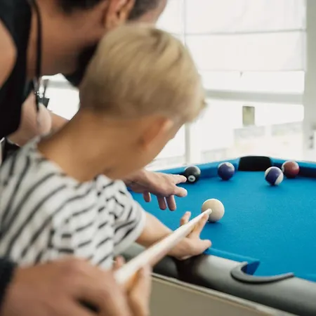 Tramontana Family & Wellness 달로브코