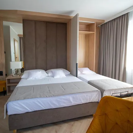 게스트하우스 Tramontana Family & Wellness 달로브코