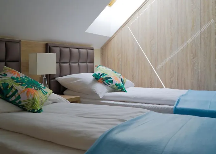 Tramontana Family & Wellness בית הארחה 4*